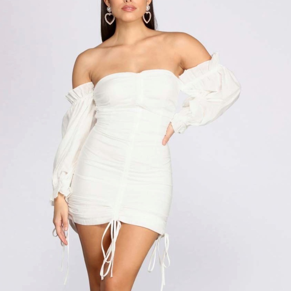 Cellecci baby blue Off Shoulder Puff Sleeve Mini Dress. Size m NWOT!